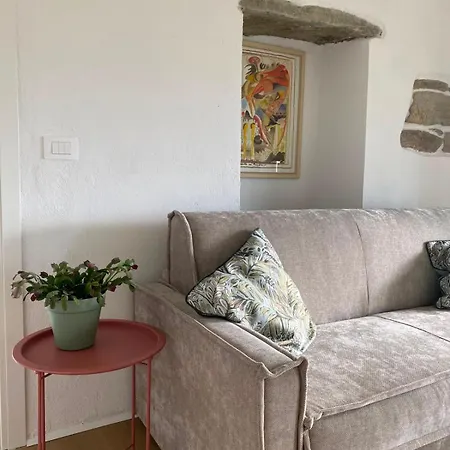 Maison Nina Apartment *